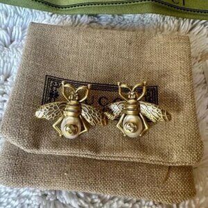New Gucci bee earrings with box and bag